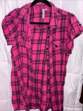 Bright Pink Plaid Short-Sleeve Button-Down Shirt